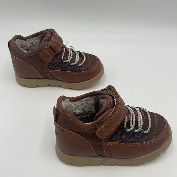 Oshkosh B’gosh shoes Toddler Faux Fur- Lined Recycled Boots Size  6, tan - Picture 5 of 11